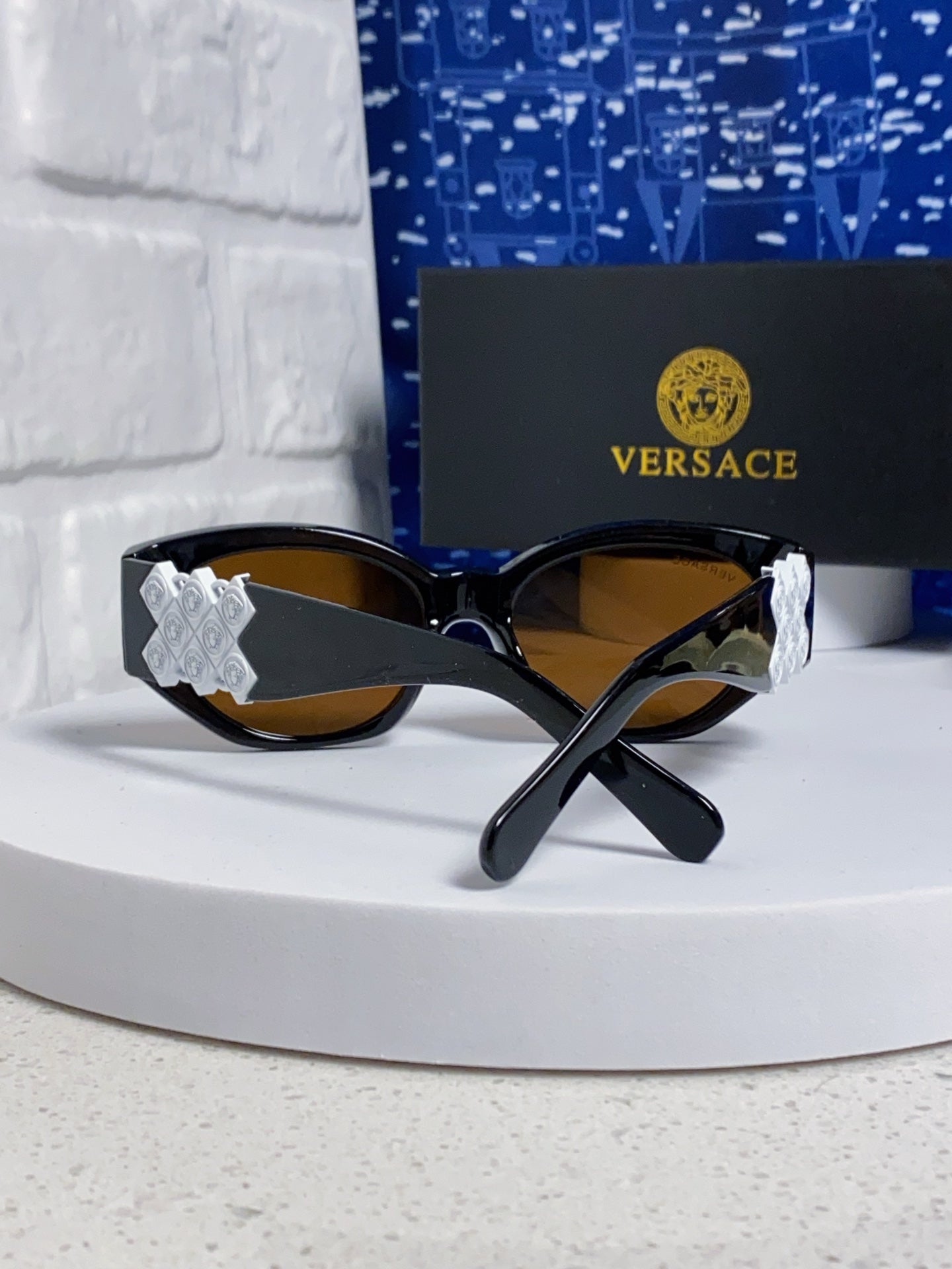 Versace Fashion Brown Lens Sunglasses for Women - detail image 3