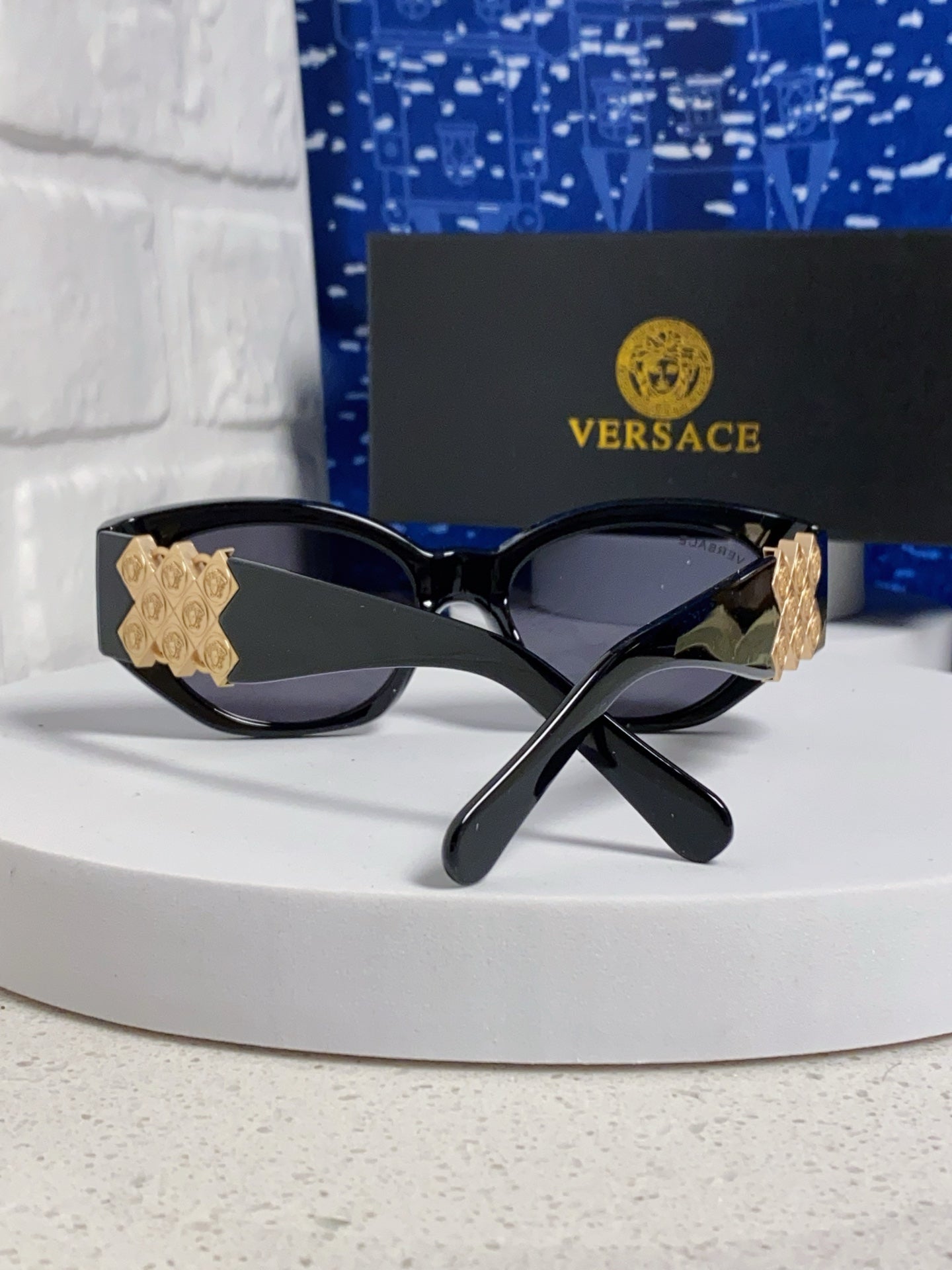 Versace Fashion Gray Lens Sunglasses for Women - 466226 - detail image 3