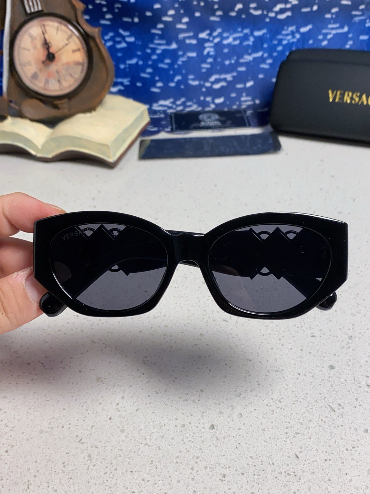 Versace Fashion Gray Lens Sunglasses for Women - detail image 4