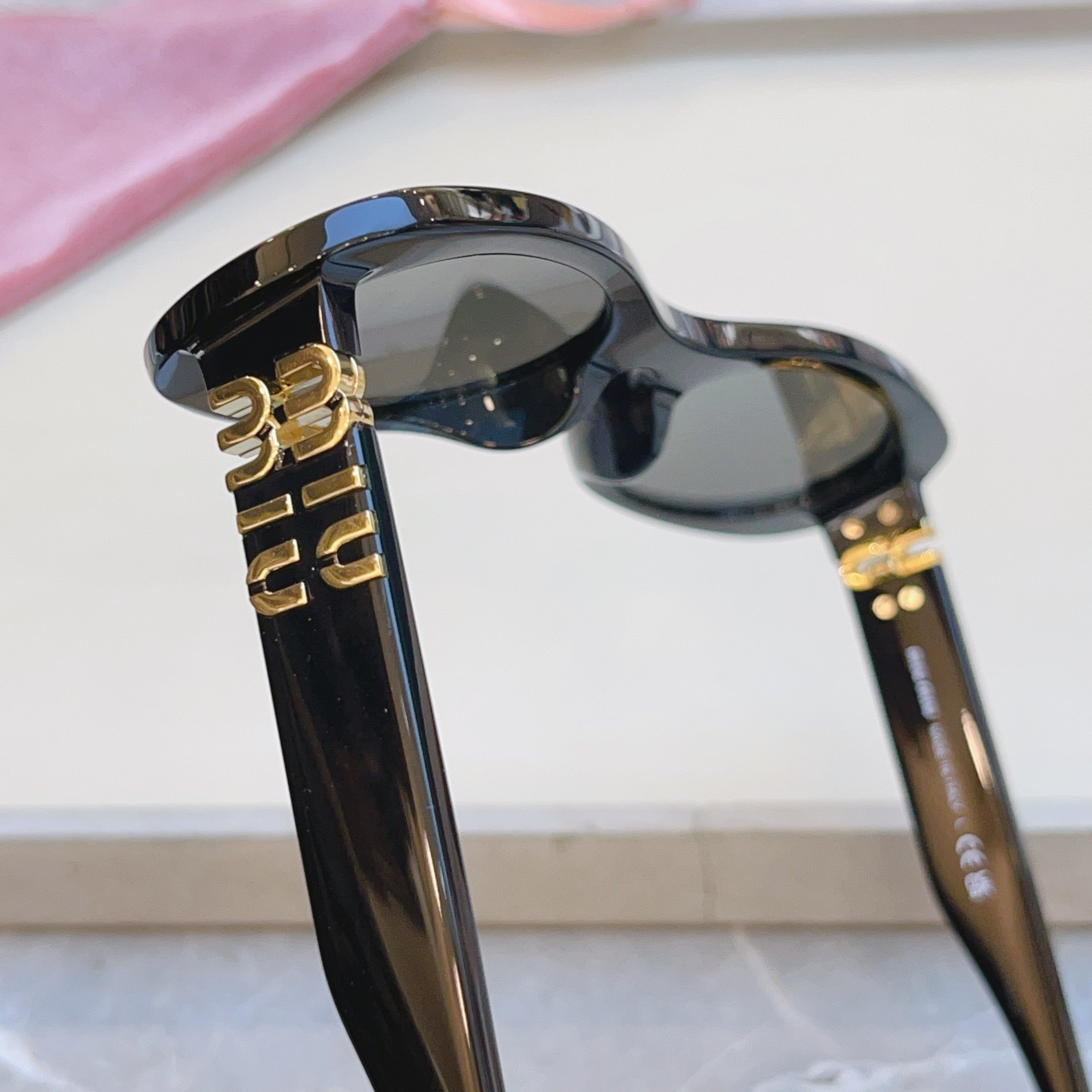 Miu Miu Fashion Black Lens Sunglasses for Men & Women - 487682 - detail image 5