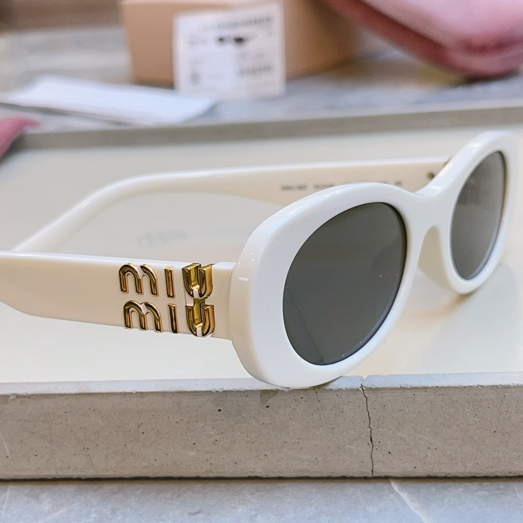 Miu Miu Fashion Silver Lens Sunglasses for Men & Women - detail image 4