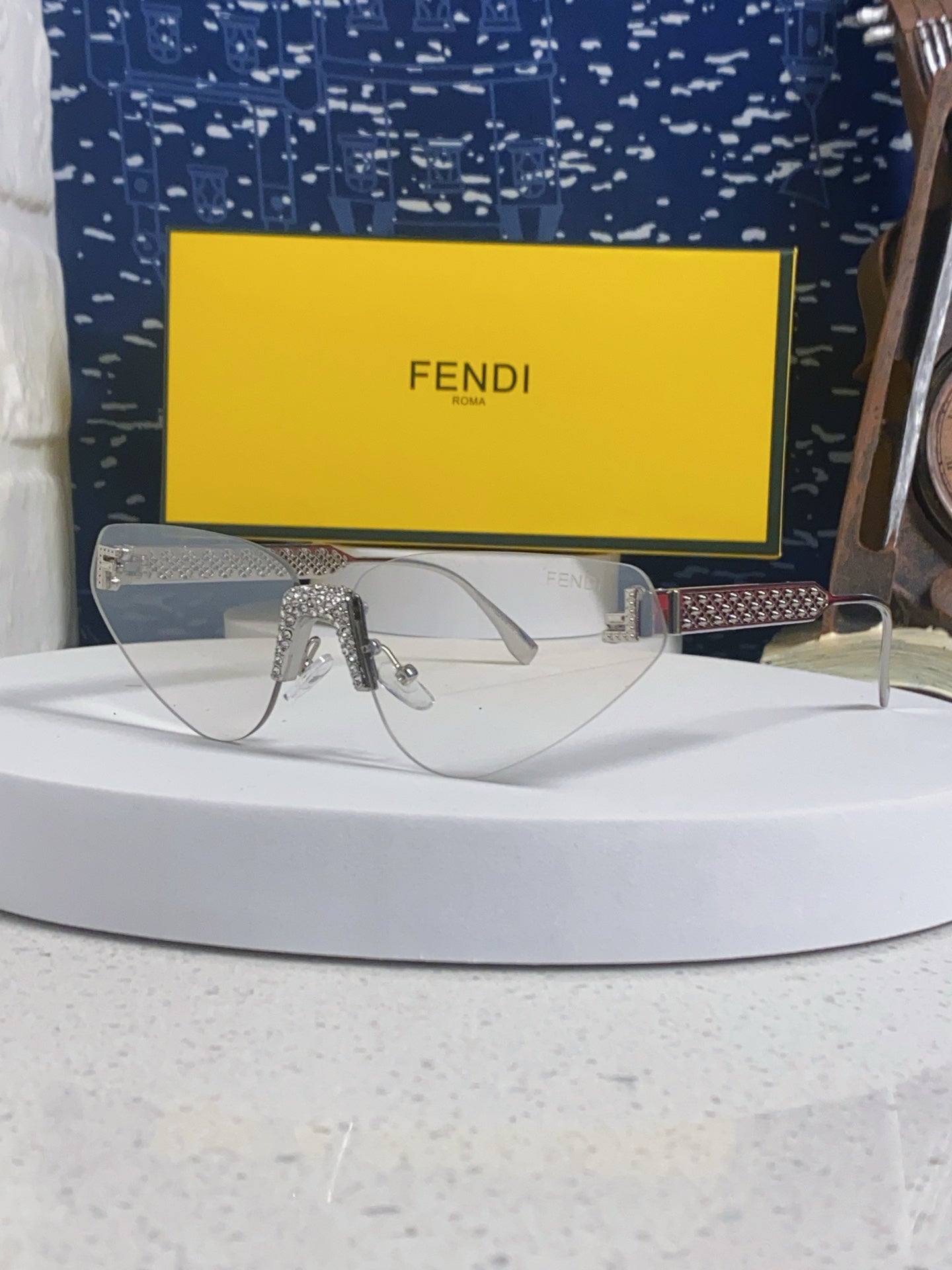 Fendi Lightweight Metal Rimless Red Lens Sunglasses for Women - 432729