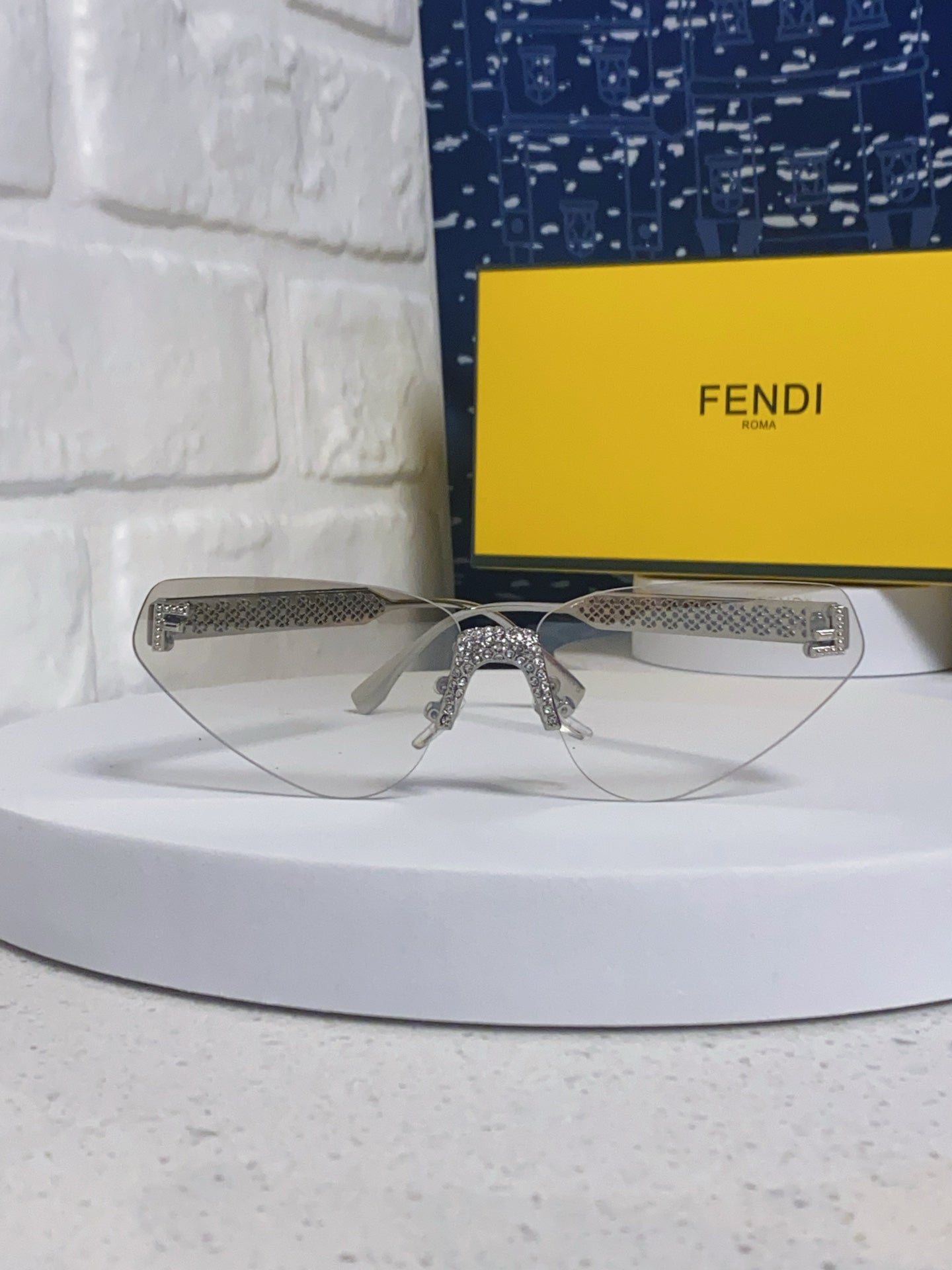 Fendi Lightweight Metal Rimless Red Lens Sunglasses for Women - 358741 - detail image 2