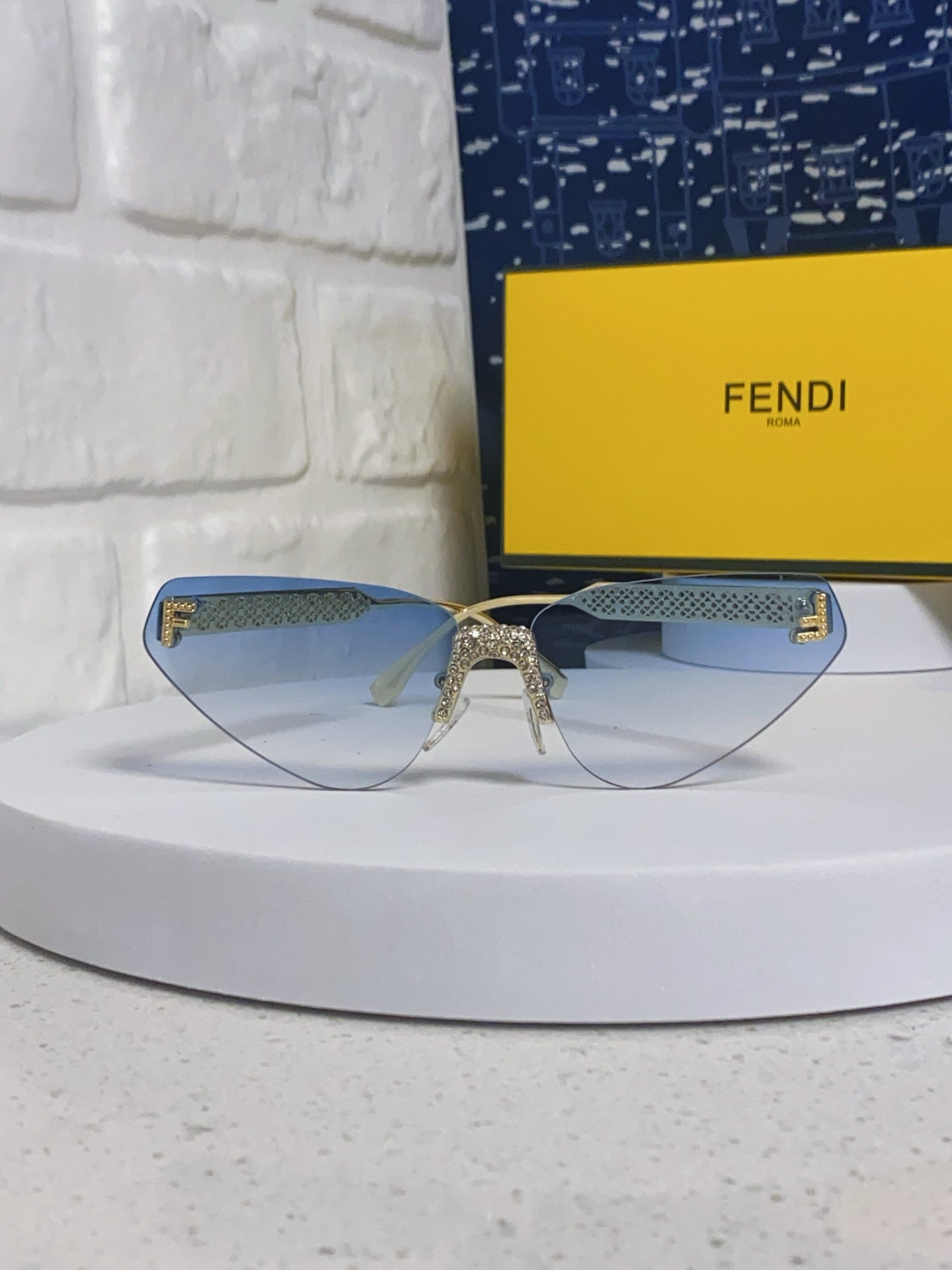 Fendi Lightweight Metal Rimless Silver Lens Sunglasses for Women - 358746 - detail image 2