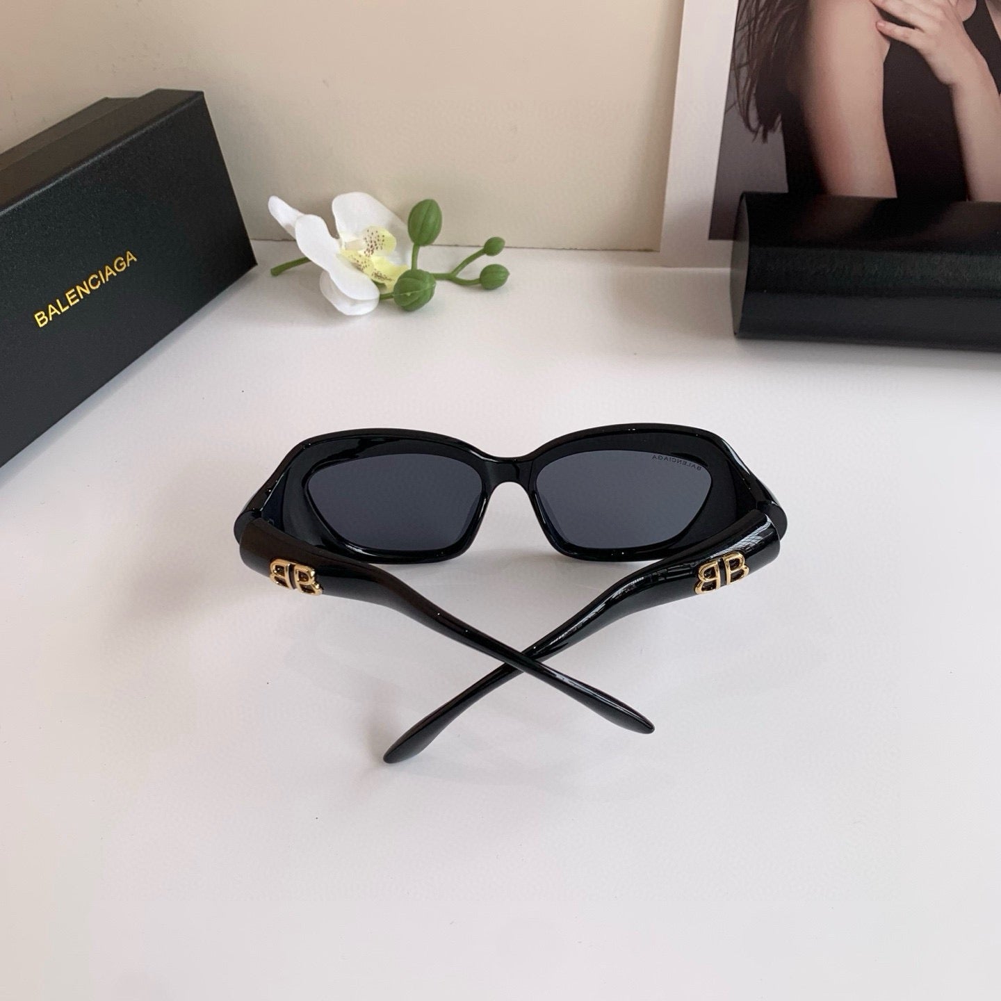 Balenciaga Square Black Lens Sunglasses for Men & Women - 432546 - detail image 4