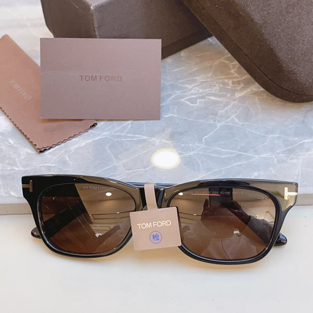 Tom Ford TF1362-F Fashion Brown Lens Sunglasses for Men & Women - 432894 - detail image 6