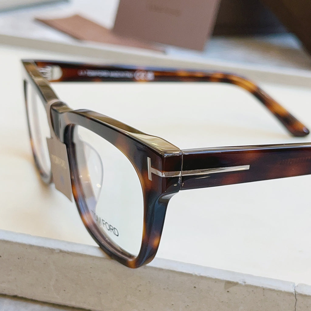 Tom Ford TF1362-F Fashion Black Lens Sunglasses for Men & Women - 432895 - detail image 9