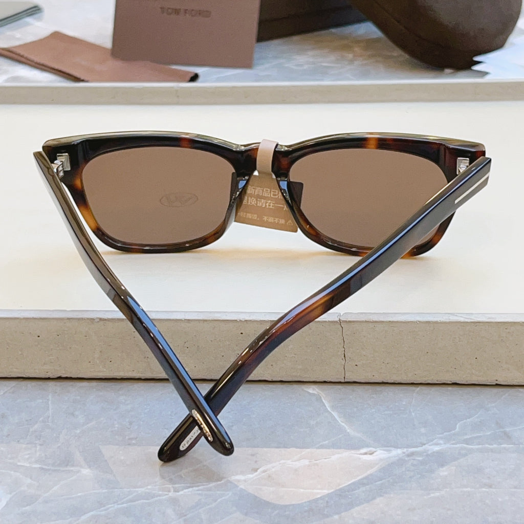Tom Ford TF1362-F Fashion Blue Lens Sunglasses for Men & Women - detail image 8