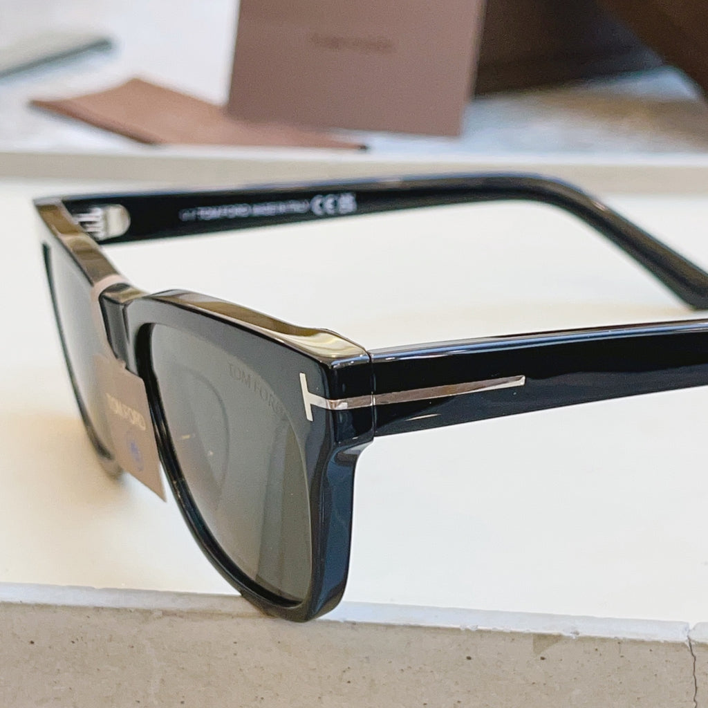 Tom Ford TF1362-F Fashion Blue Lens Sunglasses for Men & Women - detail image 4
