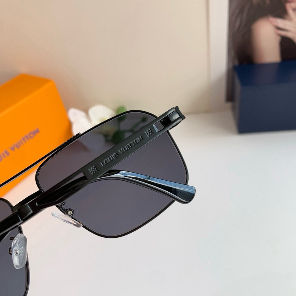 Louis Vuitton Metal Square Black Lens Sunglasses for Men & Women - 357750 - detail image 4