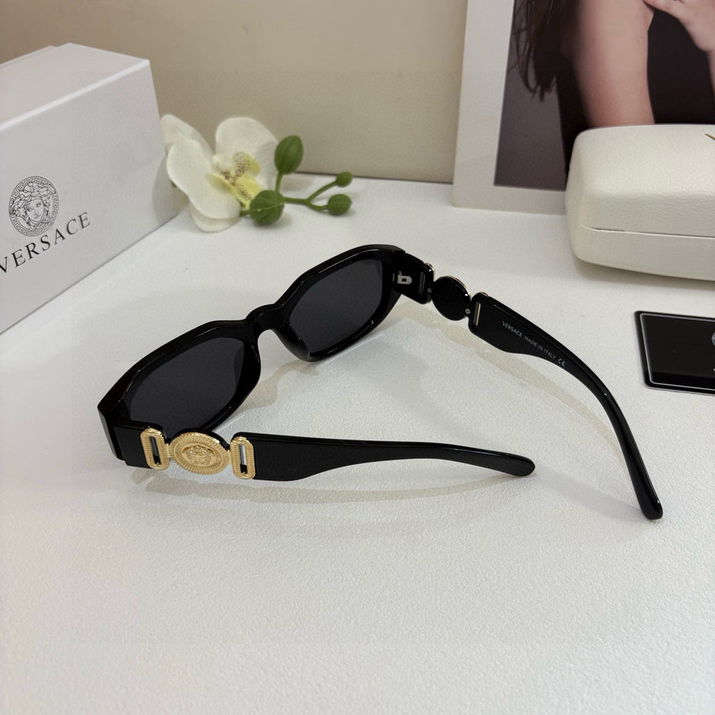 Versace Acetate Fashion Black Lens Sunglasses for Men & Women - detail image 2