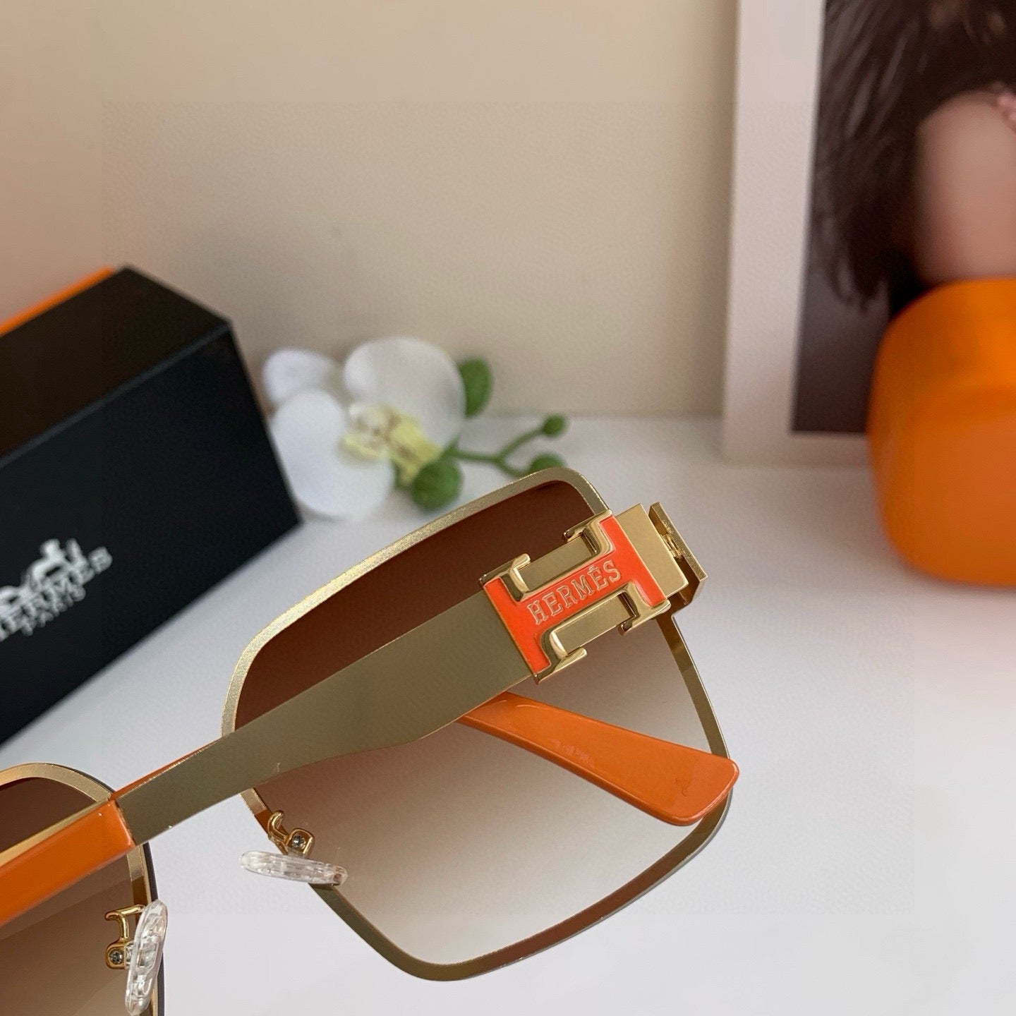 Hermès Square Red Lens Sunglasses for Men & Women - detail image 2