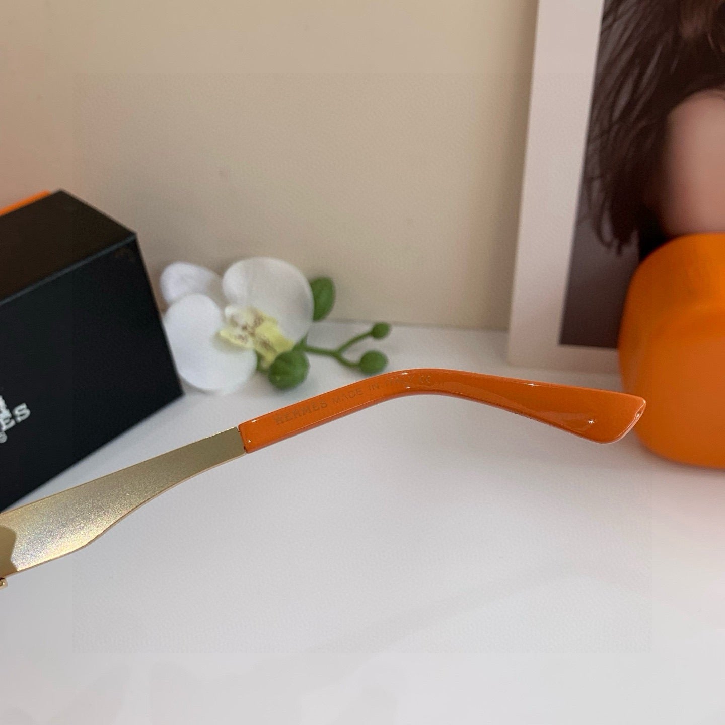Hermès Square Red Lens Sunglasses for Men & Women