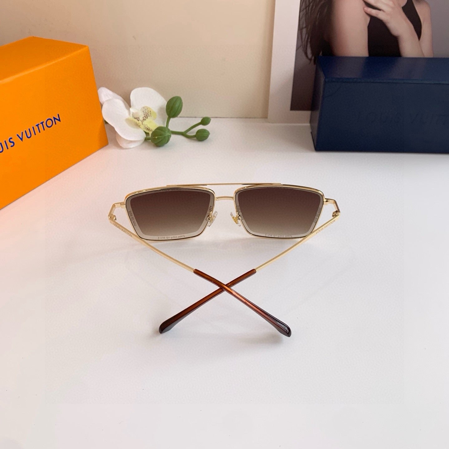 Louis Vuitton Metal Square Red Lens Sunglasses for Men & Women - 414873 - detail image 3