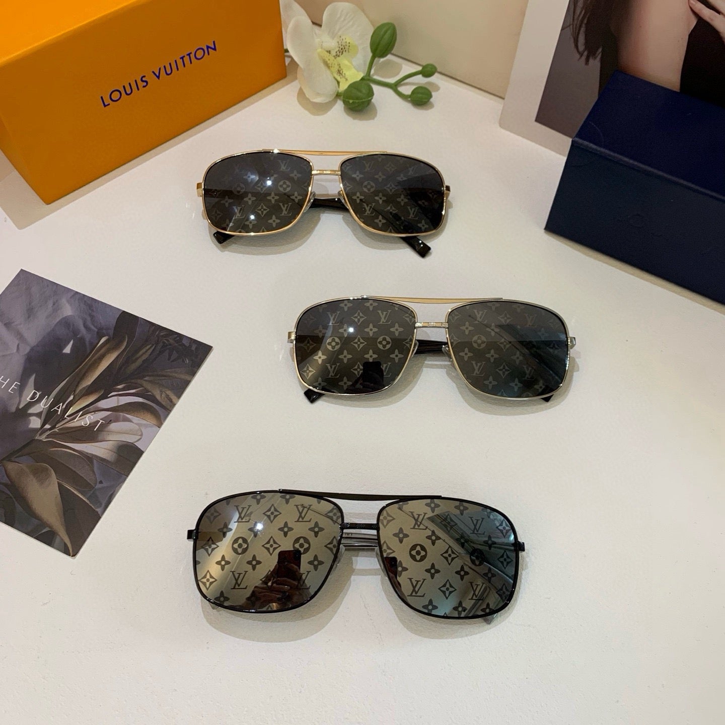 Louis Vuitton Aviator Black Lens Sunglasses for Men & Women - detail image 4