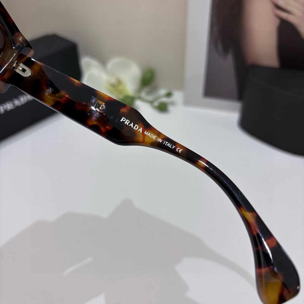 Prada Fashion Black Lens Sunglasses for Men & Women - 158450 - detail image 3