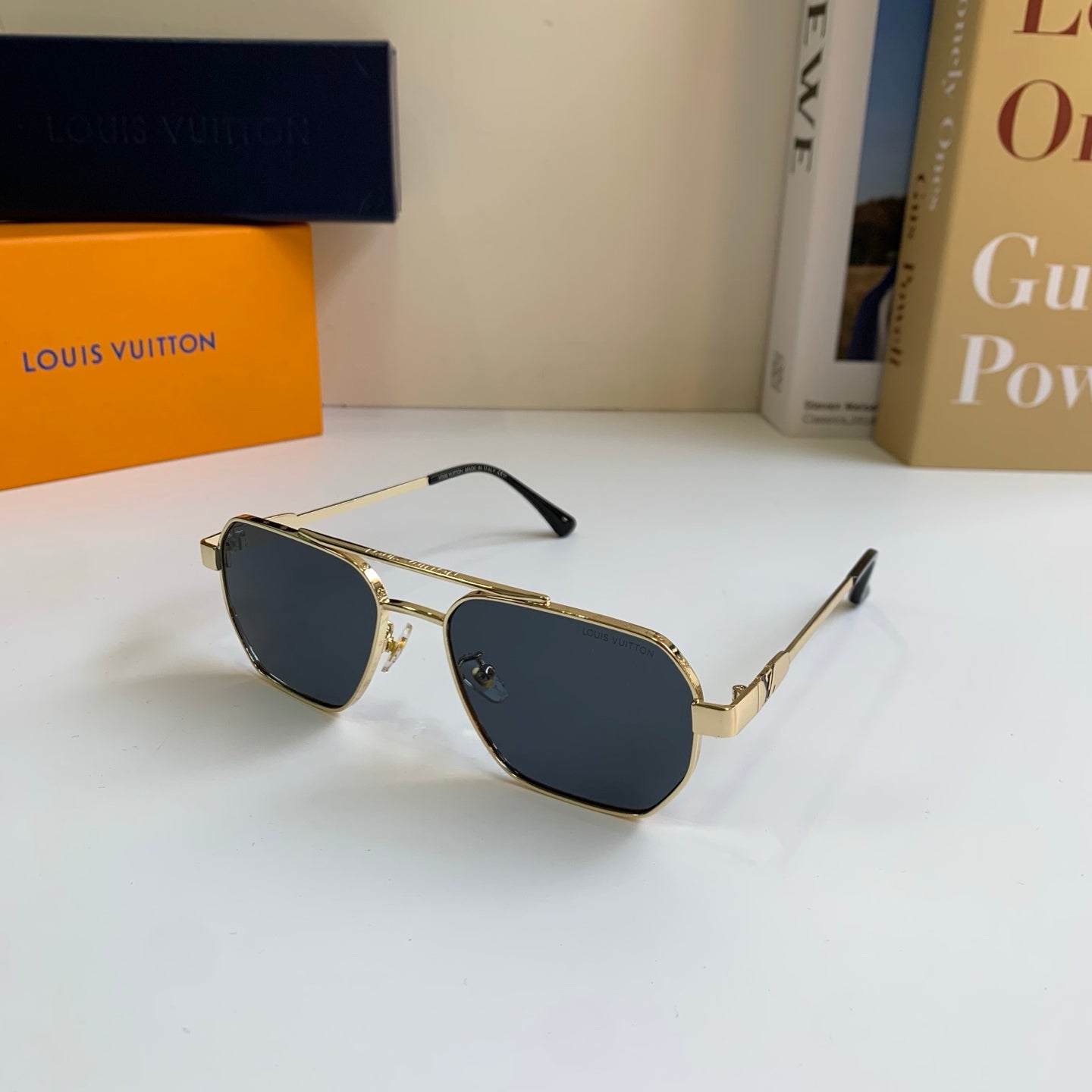 Louis Vuitton Metal Square Silver Lens Sunglasses for Men & Women - 414943 - detail image 2
