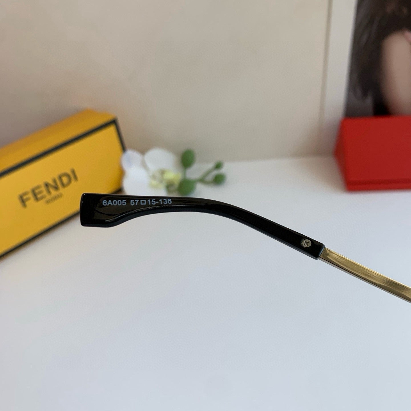 Fendi Fashion Silver Lens Sunglasses for Men & Women - 158623