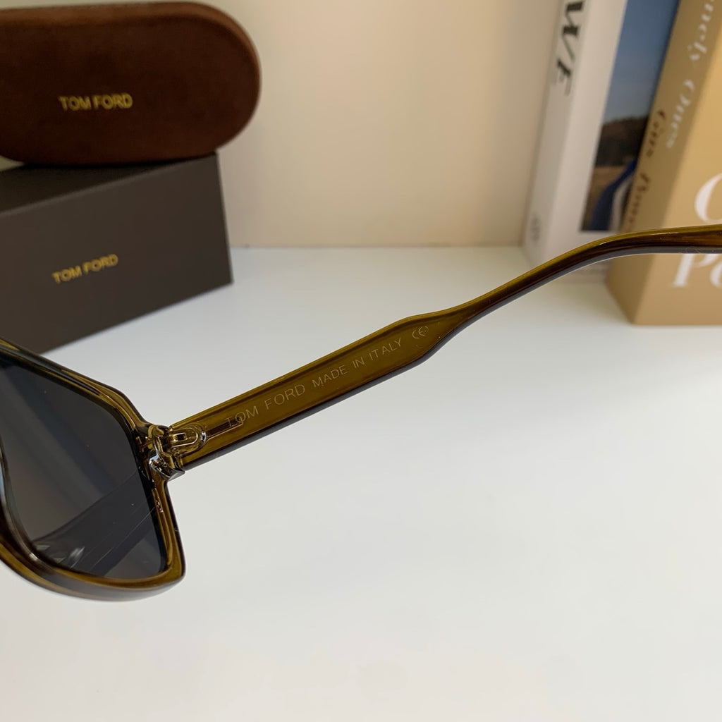 Tom Ford Fashion Black Lens Sunglasses for Men & Women - 432850 - detail image 6