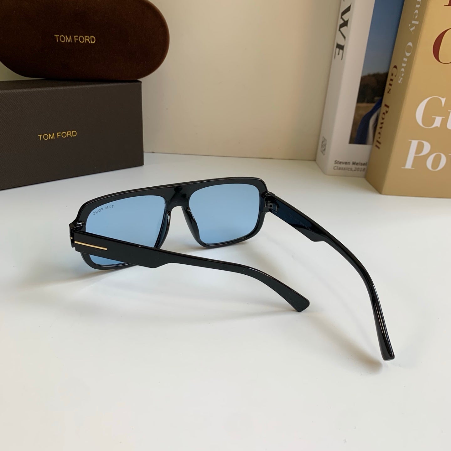 Tom Ford Fashion Blue Lens Sunglasses for Men & Women - 432851 - detail image 6