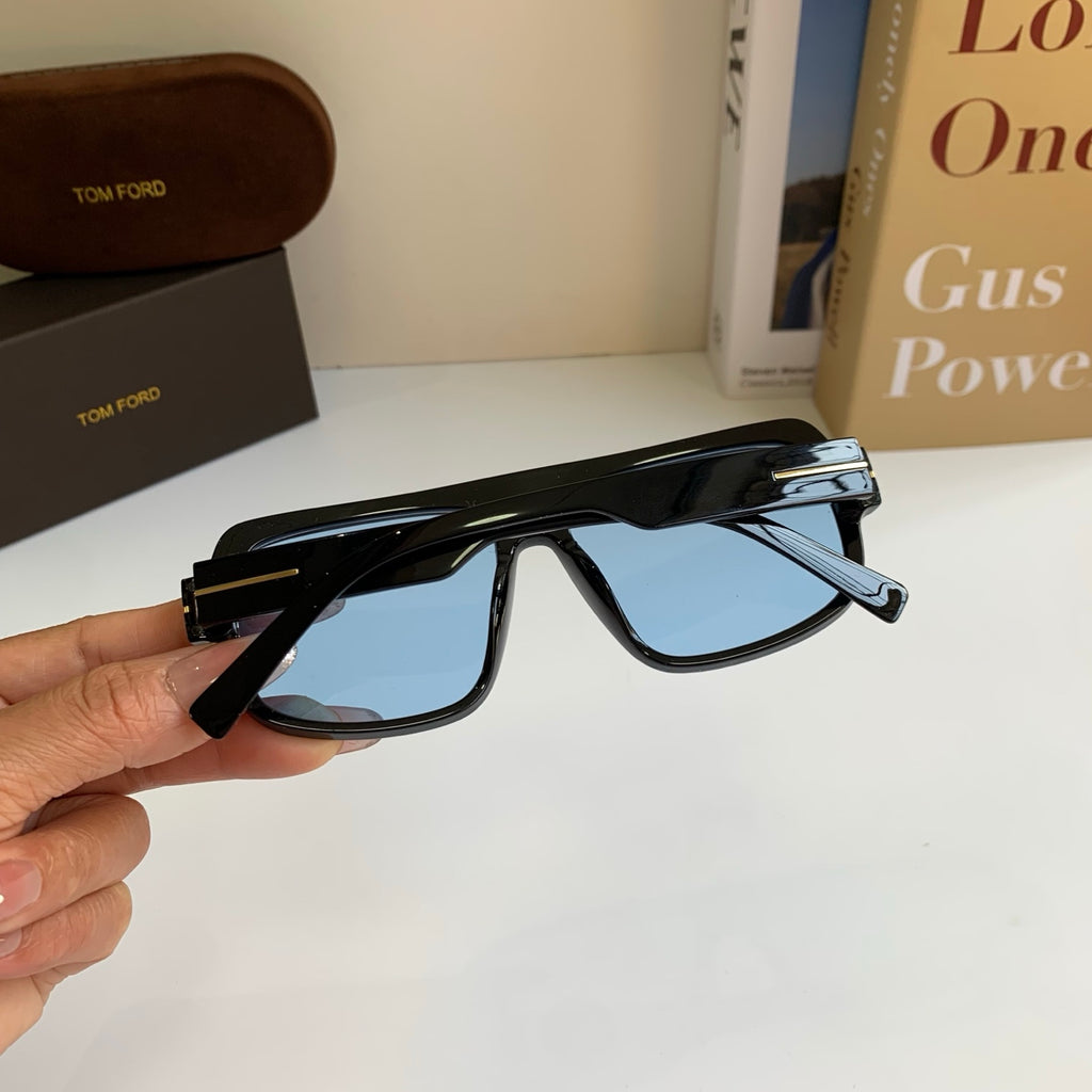 Tom Ford Fashion Blue Lens Sunglasses for Men & Women - 432851 - detail image 8