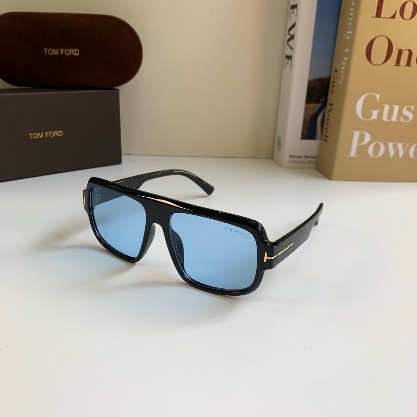 Tom Ford Fashion Blue Lens Sunglasses for Men & Women - 432851 - detail image 2