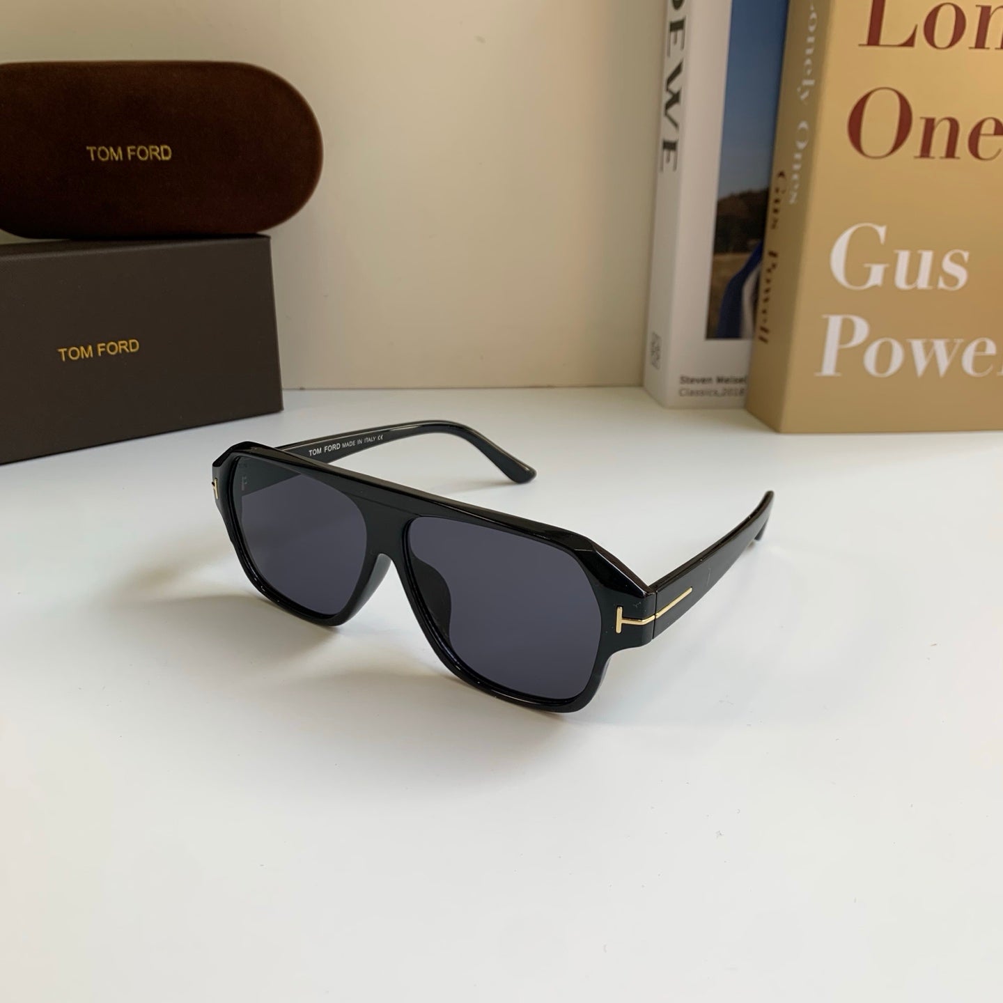 Tom Ford Fashion Black Lens Sunglasses for Men & Women - 432852 - detail image 2