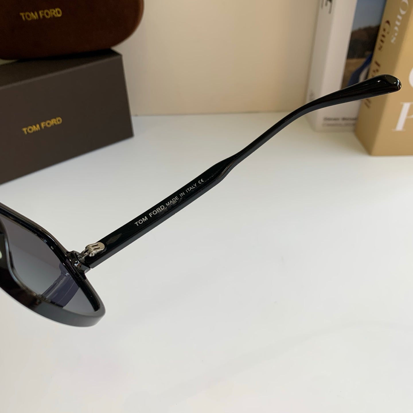 Tom Ford Fashion Black Lens Sunglasses for Men & Women - 432878 - detail image 6