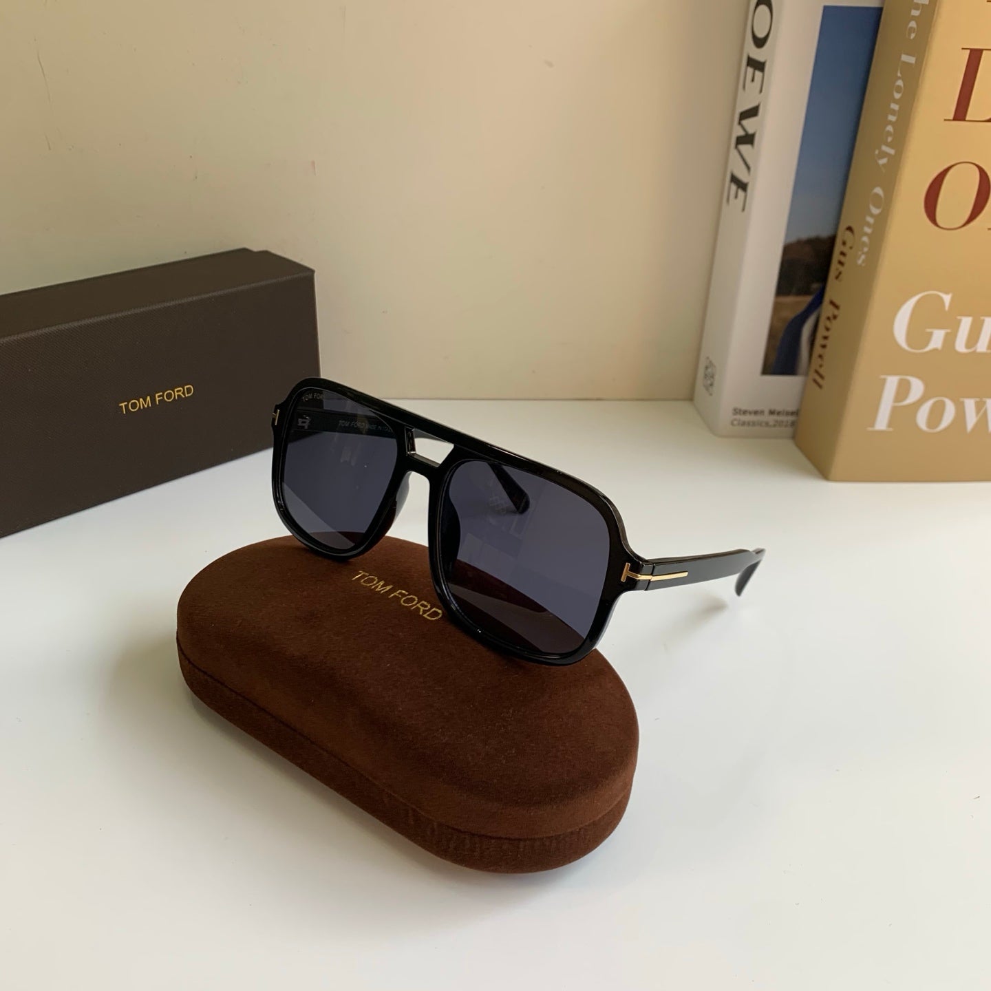 Tom Ford Fashion Black Lens Sunglasses for Men & Women - 432878 - detail image 4