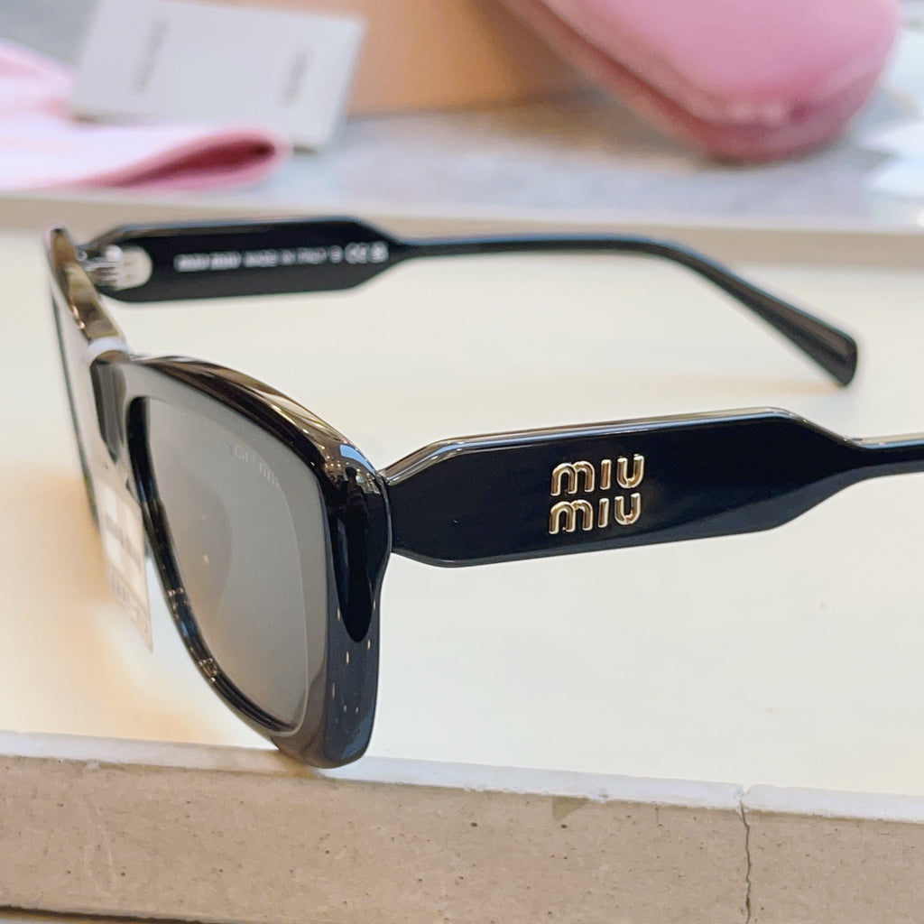 Miu Miu B12S-F Fashion Brown Lens Sunglasses for Men & Women - 487722 - detail image 4