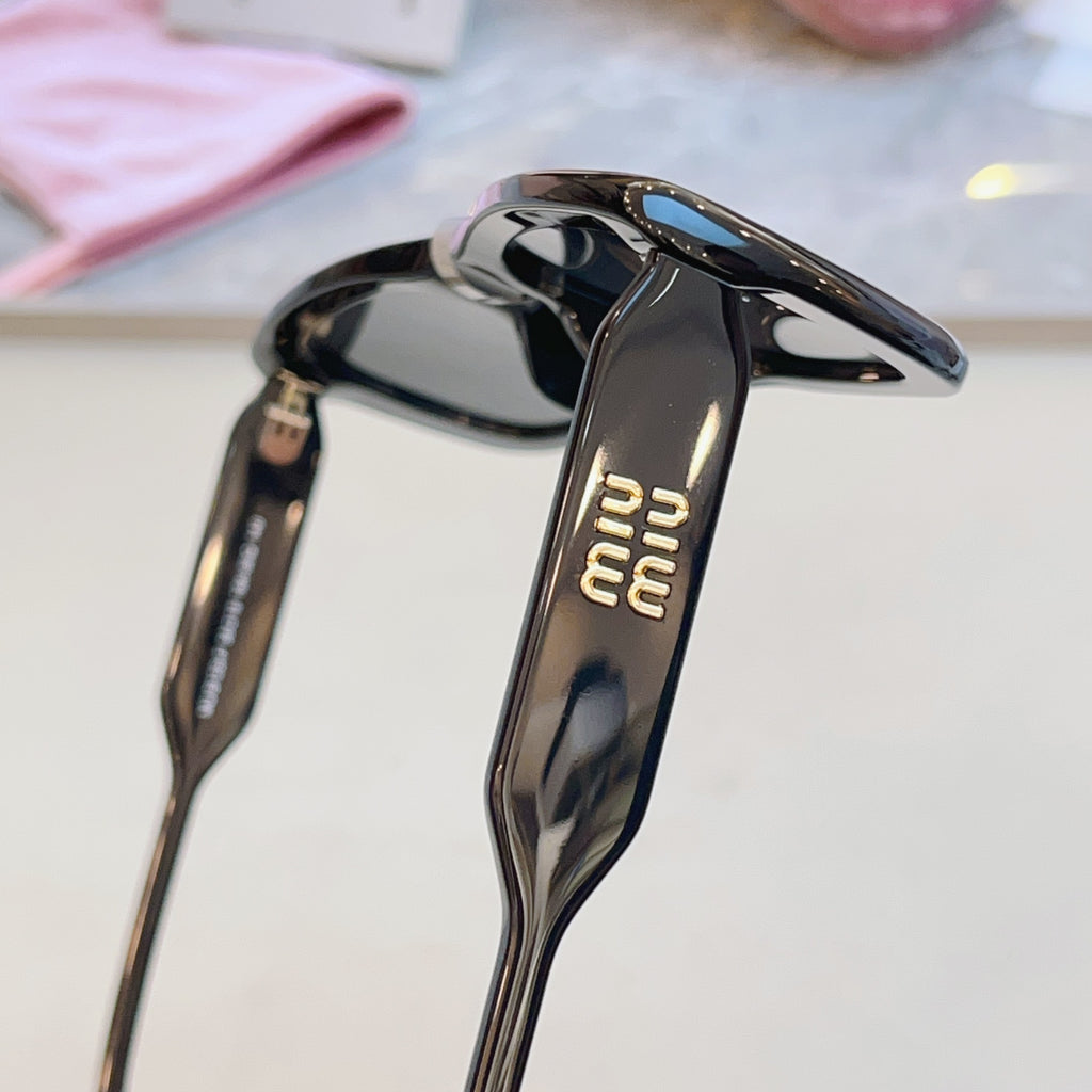 Miu Miu B12S-F Fashion Brown Lens Sunglasses for Men & Women - 487722 - detail image 8