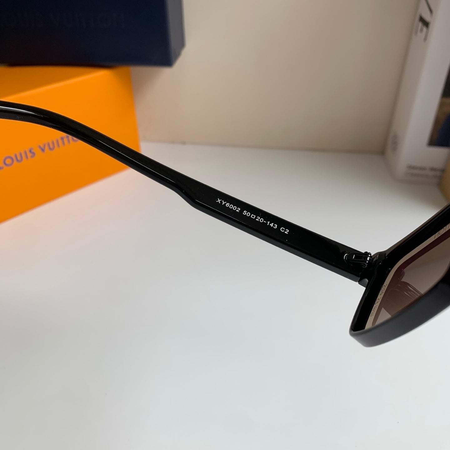 Louis Vuitton Square Gray Lens Sunglasses for Men & Women - 381860 - detail image 8
