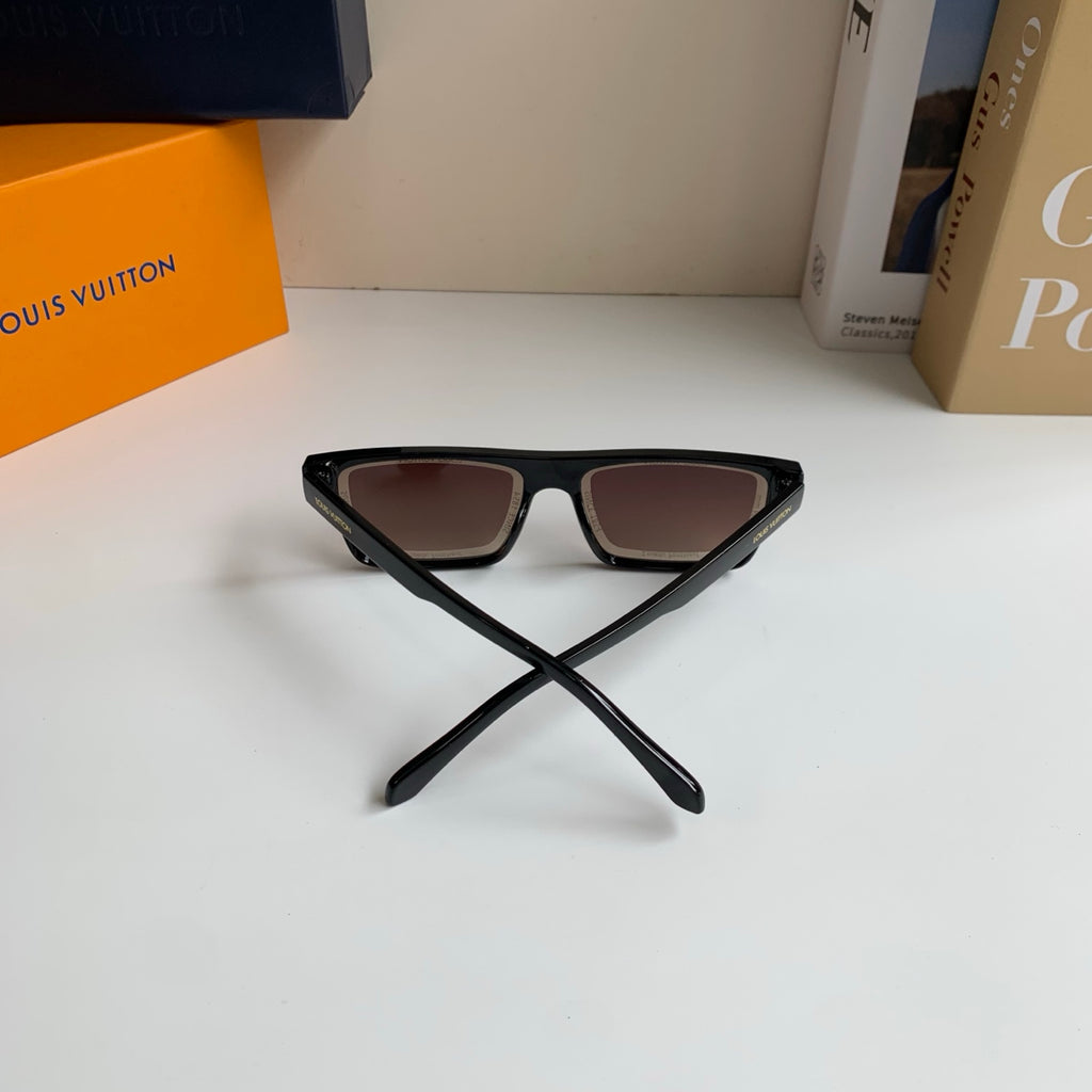 Louis Vuitton Square Gray Lens Sunglasses for Men & Women - 381860 - detail image 9