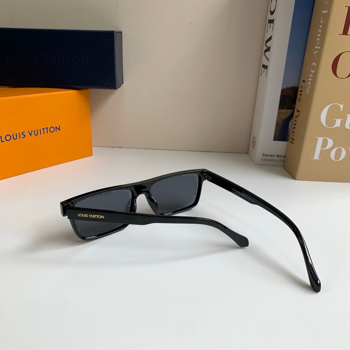 Louis Vuitton Square Gray Lens Sunglasses for Men & Women - 381861 - detail image 6