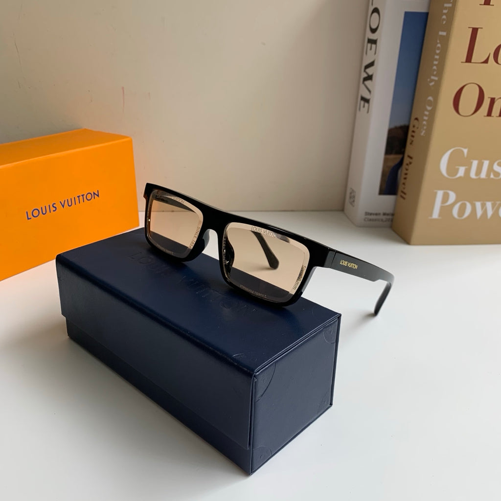 Louis Vuitton Square Silver Lens Sunglasses for Men & Women - 381862 - detail image 3