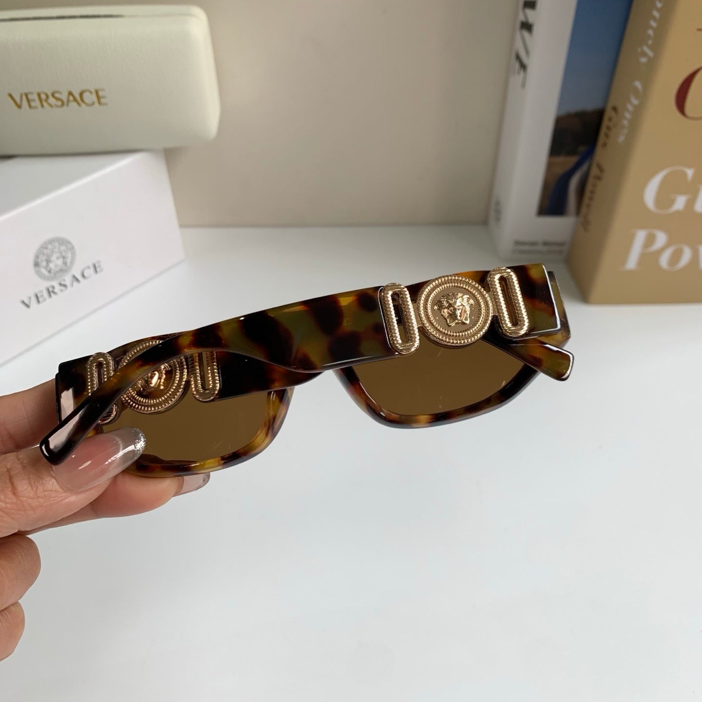 Versace Fashion Black Lens Sunglasses for Men & Women - 383066 - detail image 8