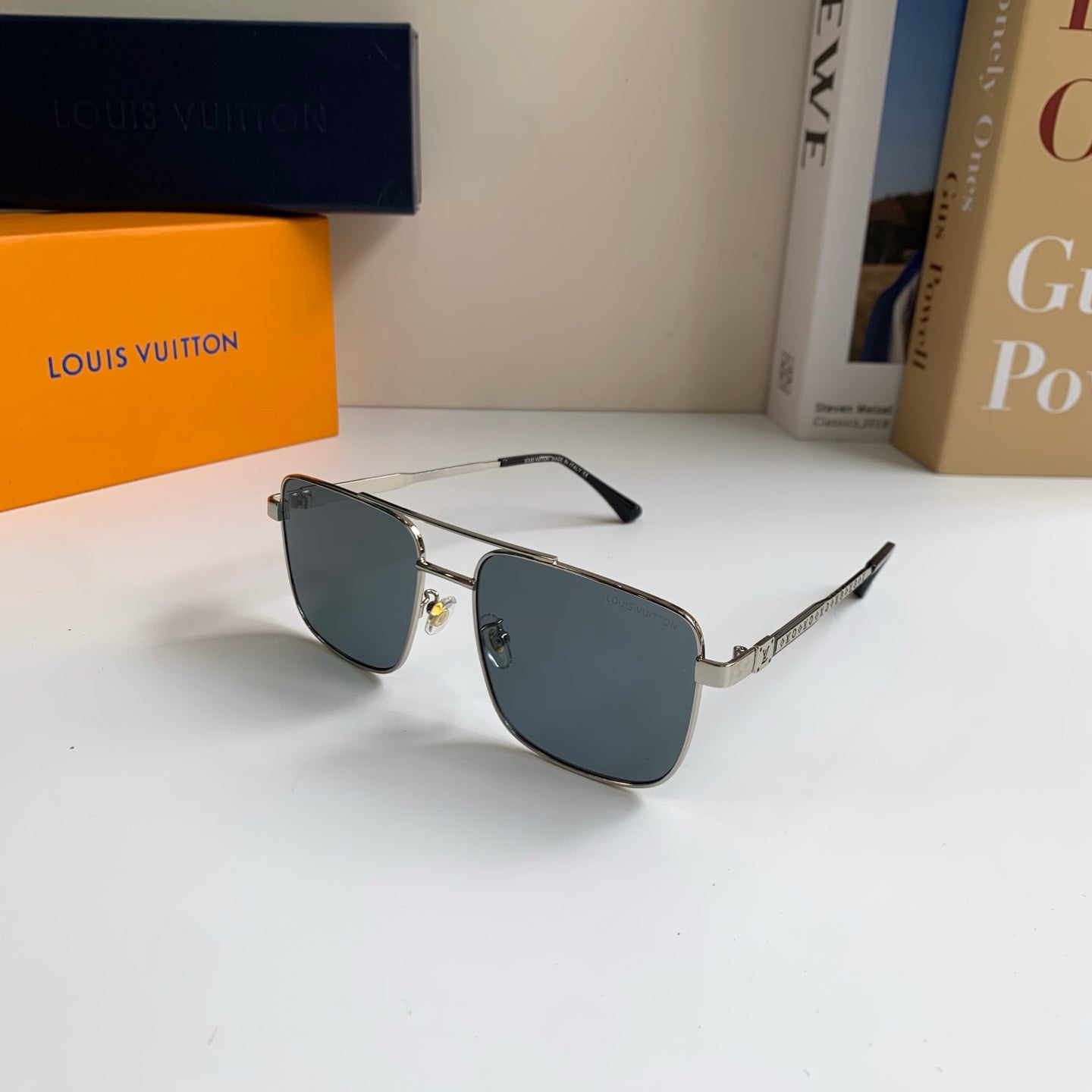 Louis Vuitton Metal Square Silver Lens Sunglasses for Men & Women - 398240 - detail image 2