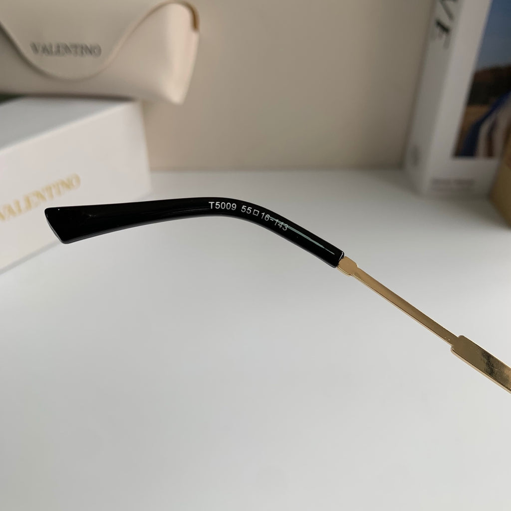 Valentino Metal Fashion Silver Lens Sunglasses for Men & Women - detail image 7