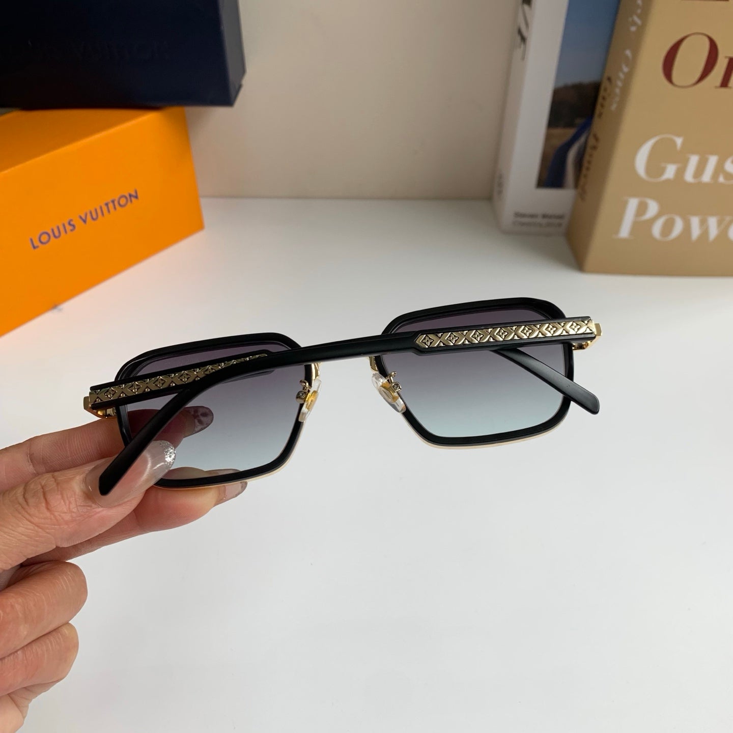 Louis Vuitton Square Silver Lens Sunglasses for Men & Women - 357564 - detail image 8