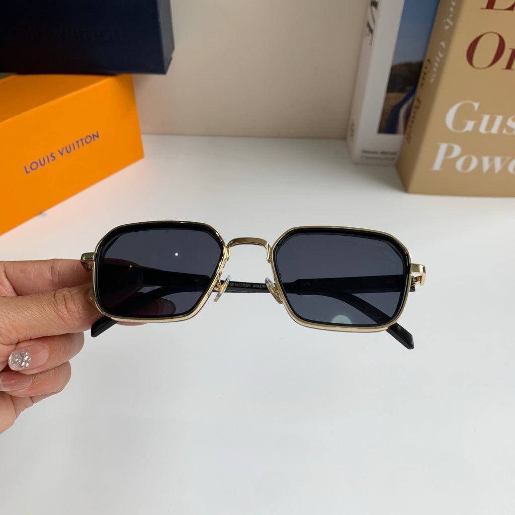 Louis Vuitton Square Silver Lens Sunglasses for Men & Women - 357565 - detail image 3
