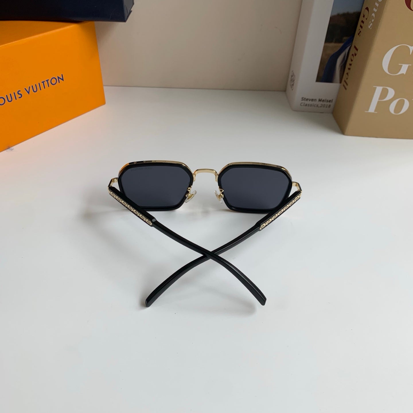 Louis Vuitton Square Silver Lens Sunglasses for Men & Women - 357565 - detail image 8