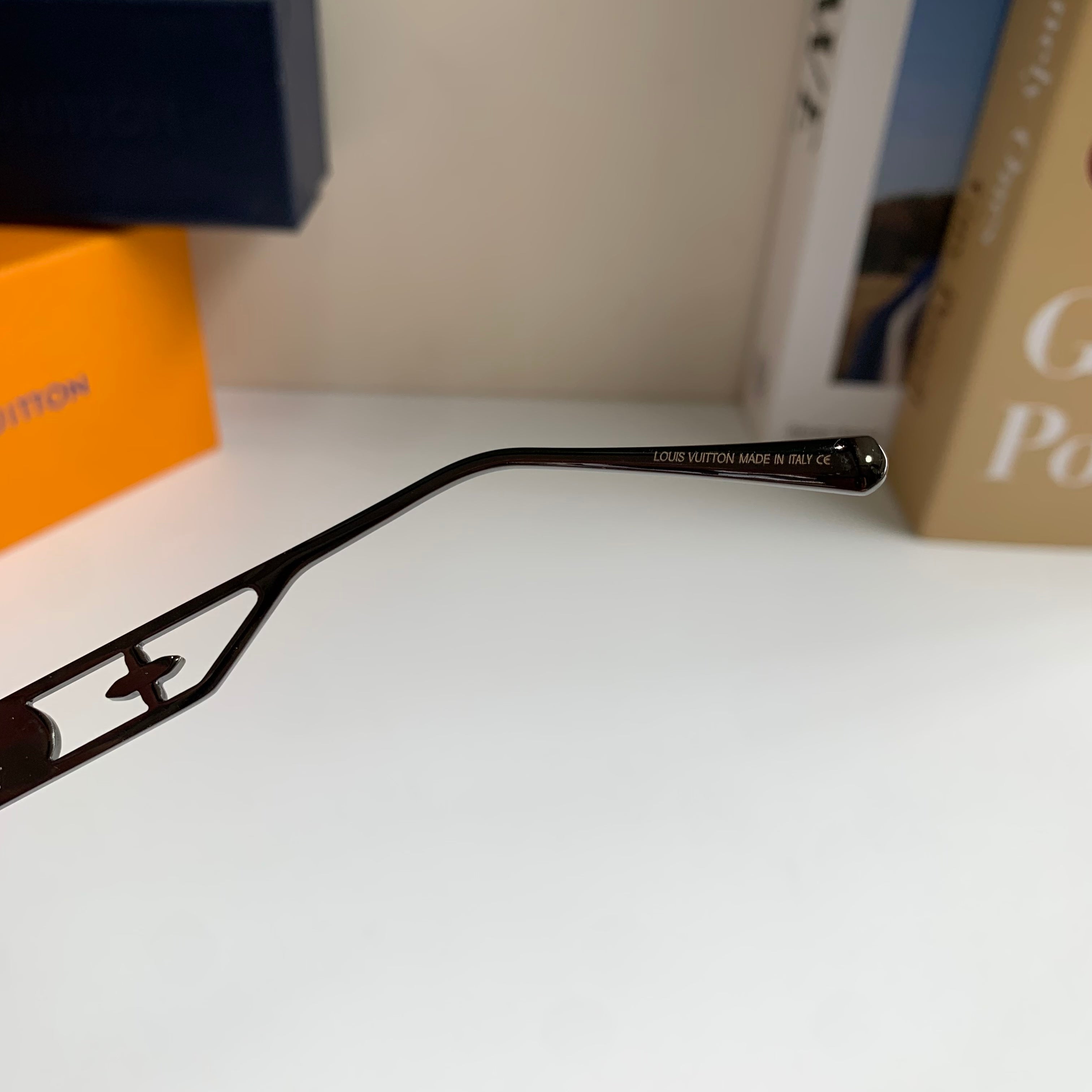 Louis Vuitton Square Silver Lens Sunglasses for Men & Women - 381871 - detail image 6