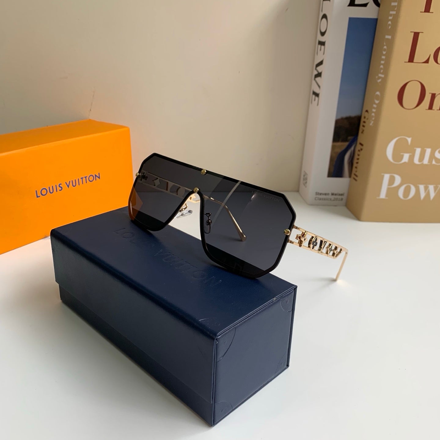 Louis Vuitton Square Black Lens Sunglasses for Men & Women - 381873 - detail image 5