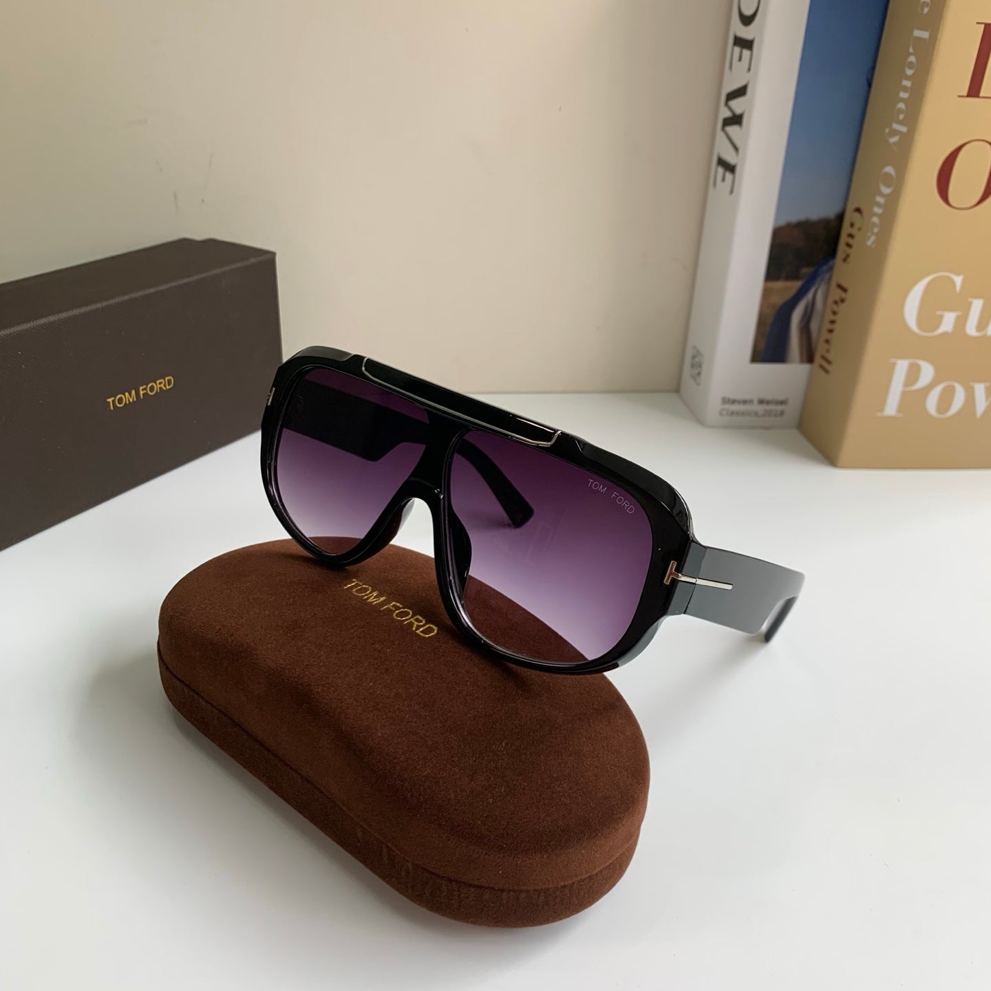 Tom Ford Fashion Black Lens Sunglasses for Men & Women - 466310 - detail image 5