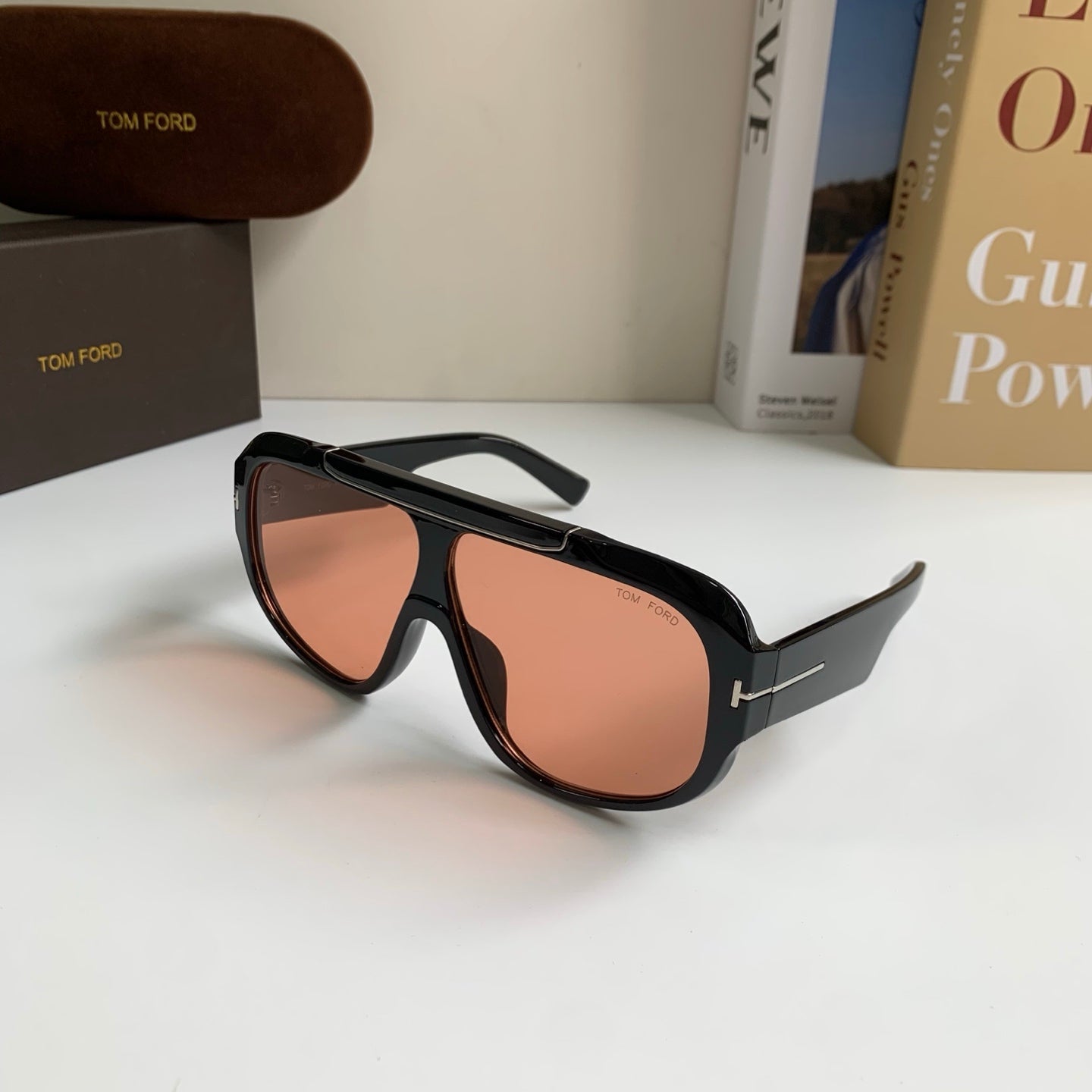 Tom Ford Fashion Gold Lens Sunglasses for Men & Women - 466311 - detail image 2