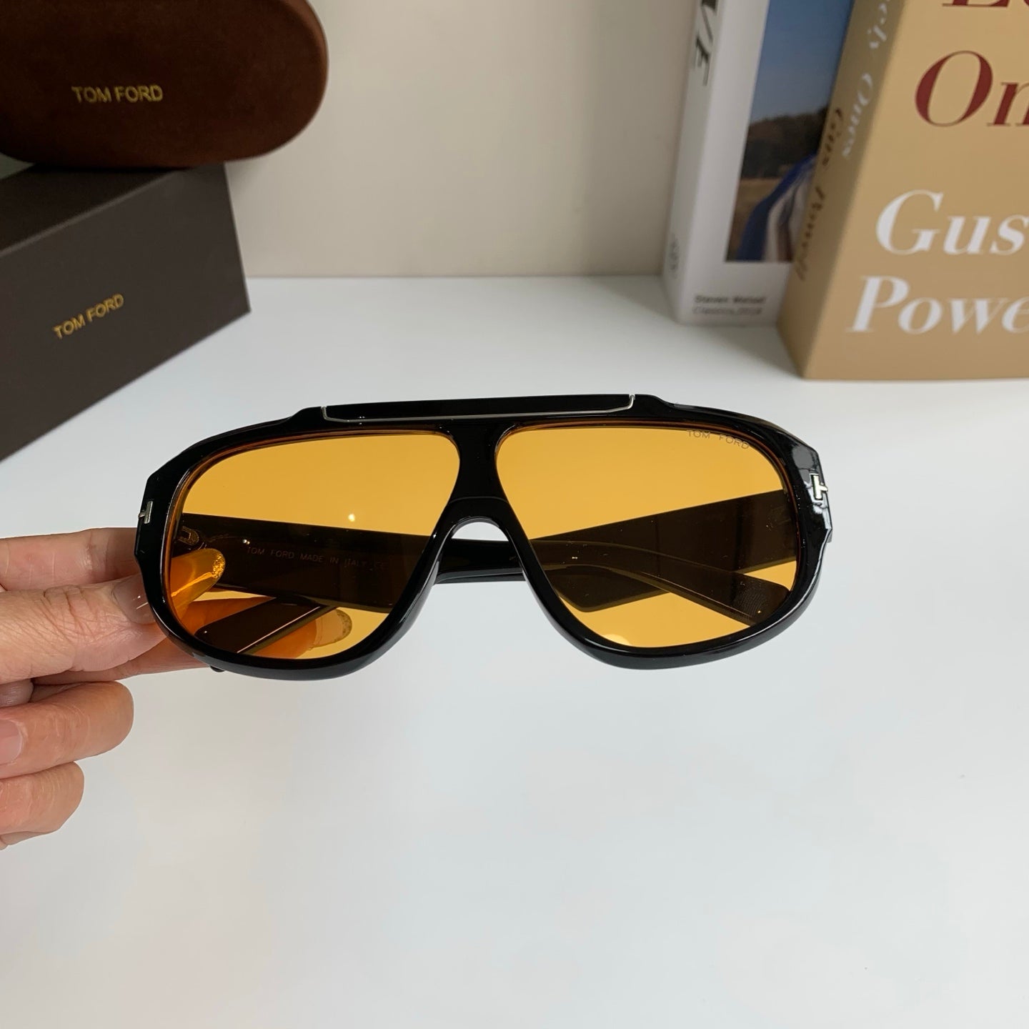 Tom Ford Fashion Orange Lens Sunglasses for Men & Women - 466312 - detail image 4