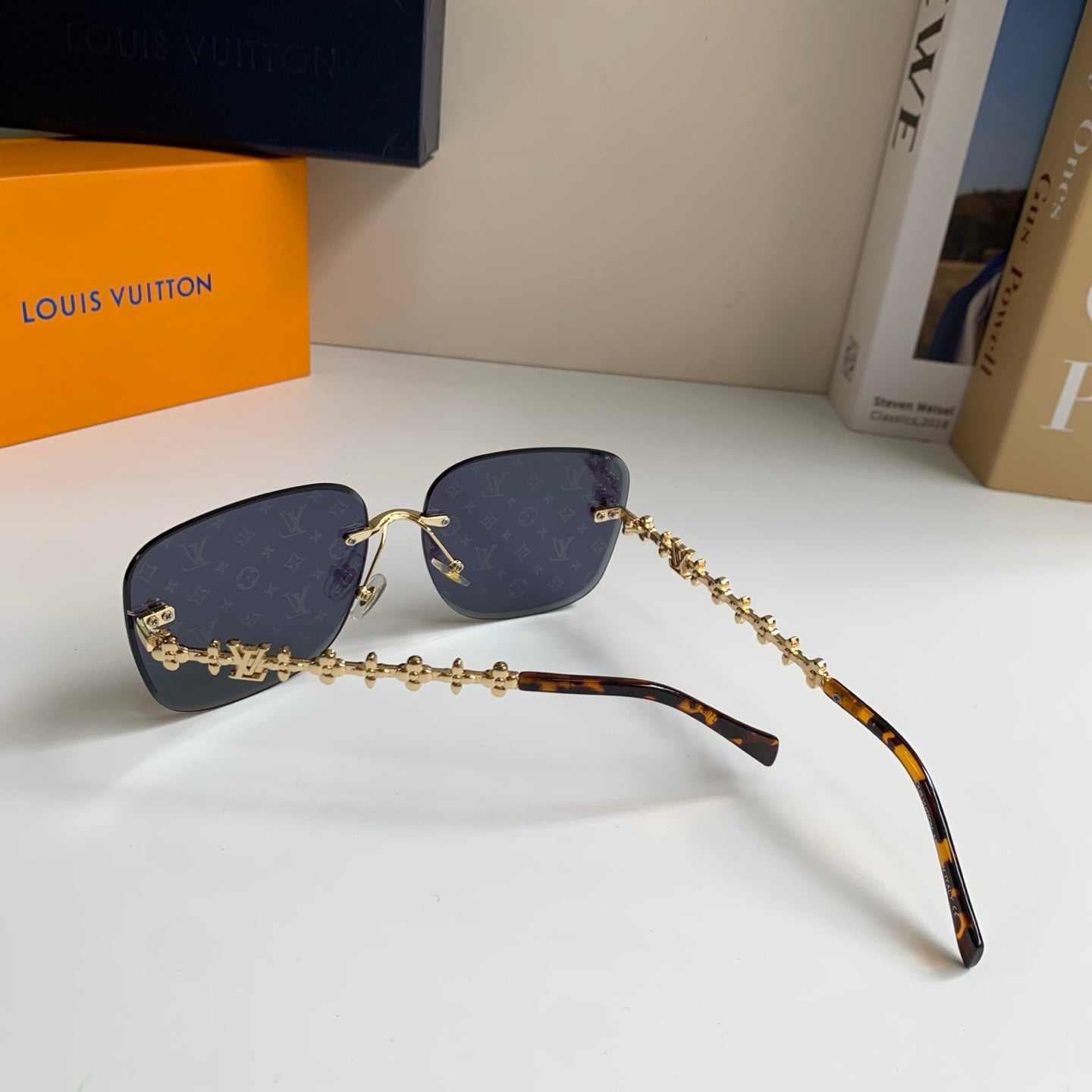 Louis Vuitton Square Silver Lens Sunglasses for Men & Women - 381755 - detail image 4