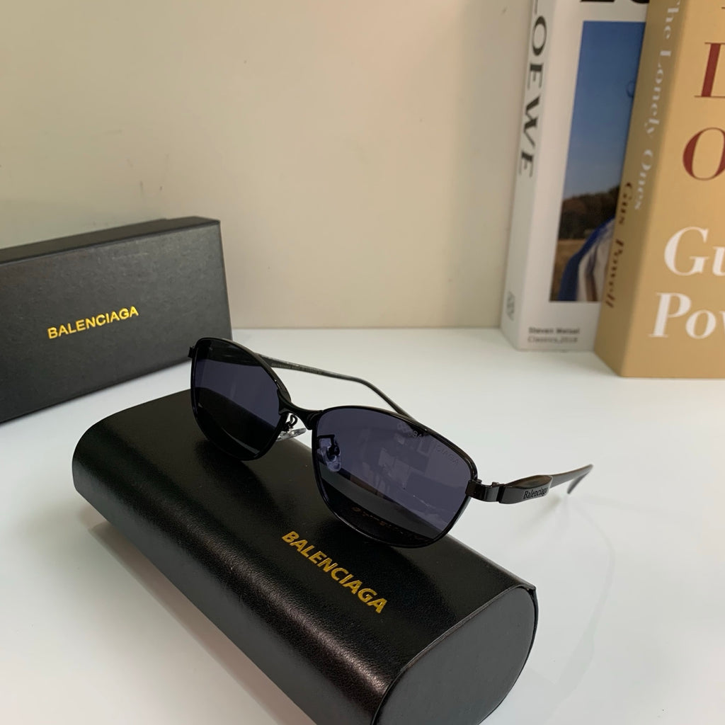 Balenciaga Fashion Silver Lens Sunglasses for Men & Women - detail image 4