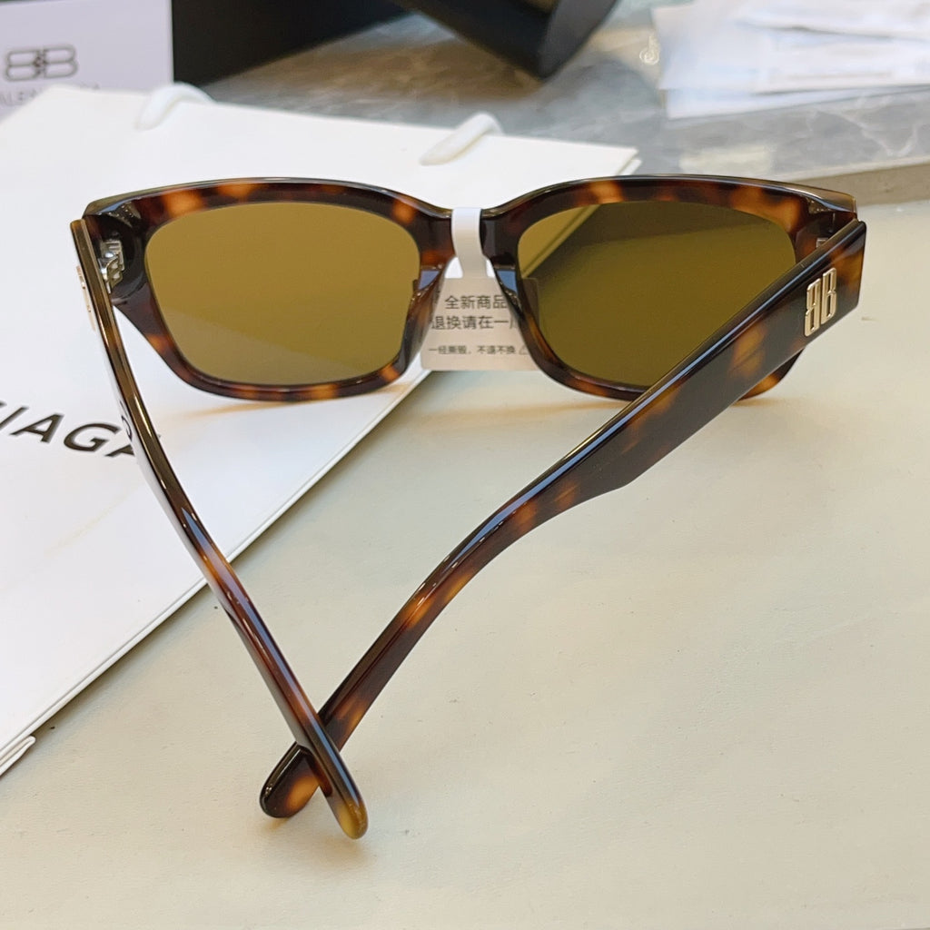 Balenciaga BB0480SK Fashion Black Lens Sunglasses for Men & Women - 487512 - detail image 7