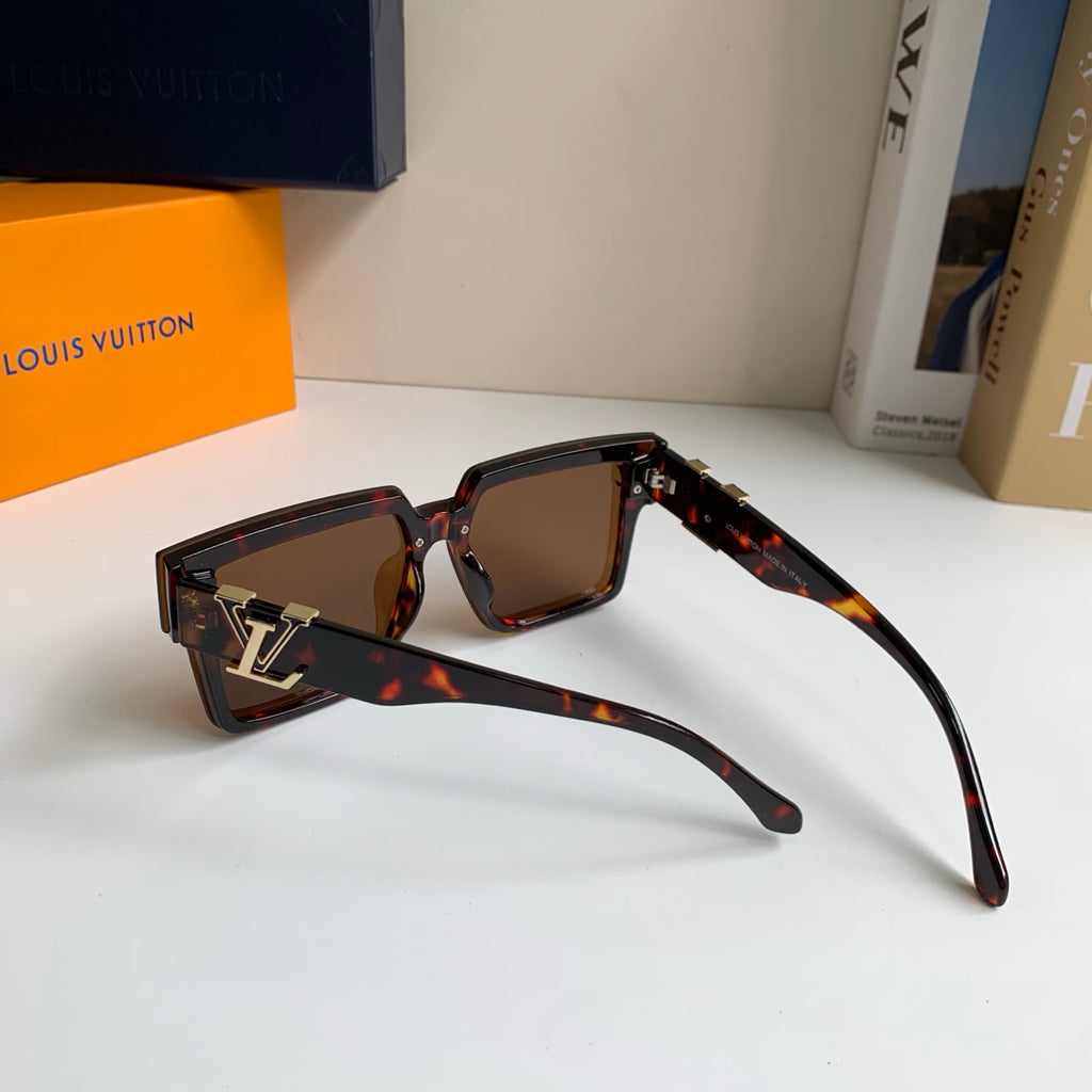 Louis Vuitton Square Black Lens Sunglasses for Men & Women - 414937 - detail image 6